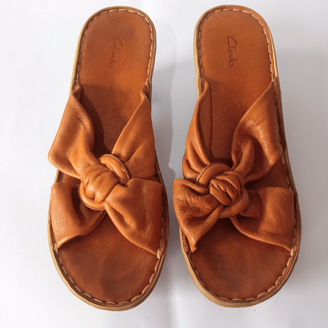 Clarks , cuero ,39 1