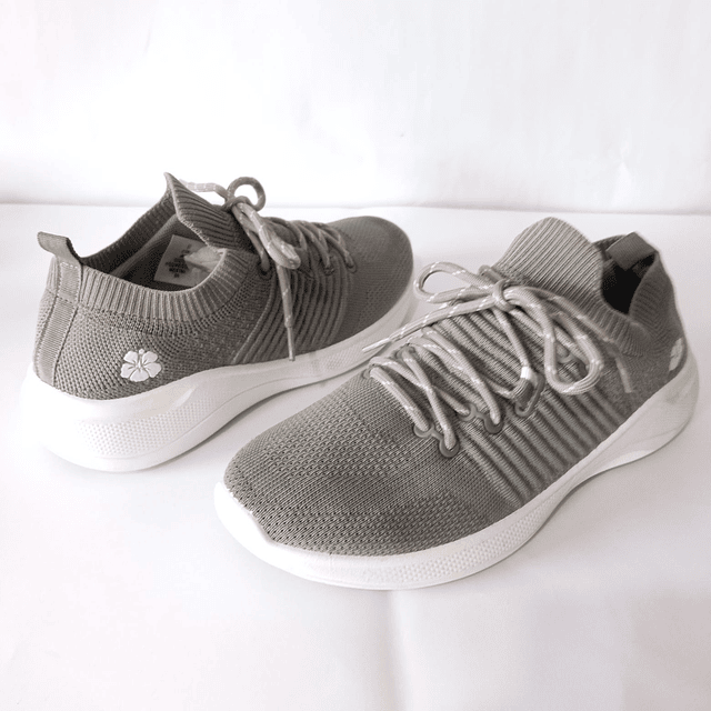 Tommy Bahama , 38,5 1