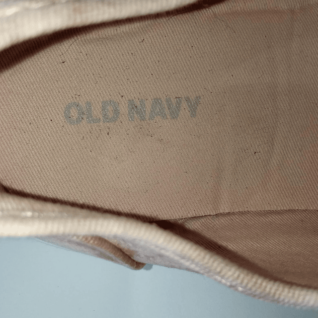 Old Navy , 39,5  4