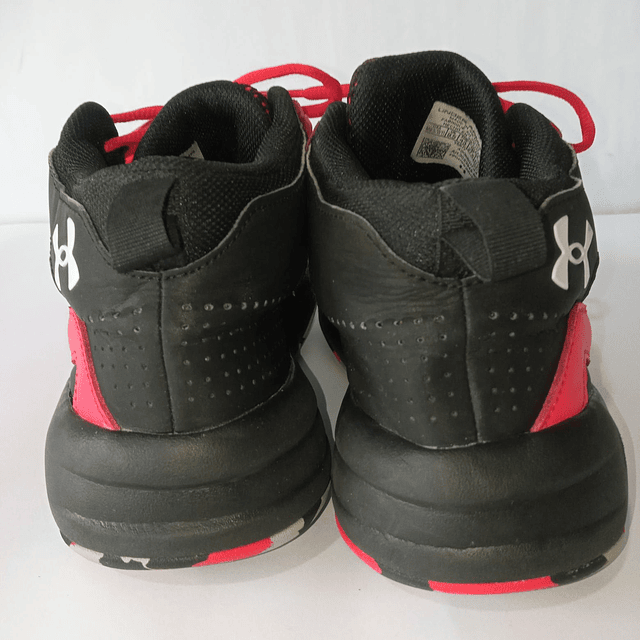 Under Armour Lockdown 5 , 42 6