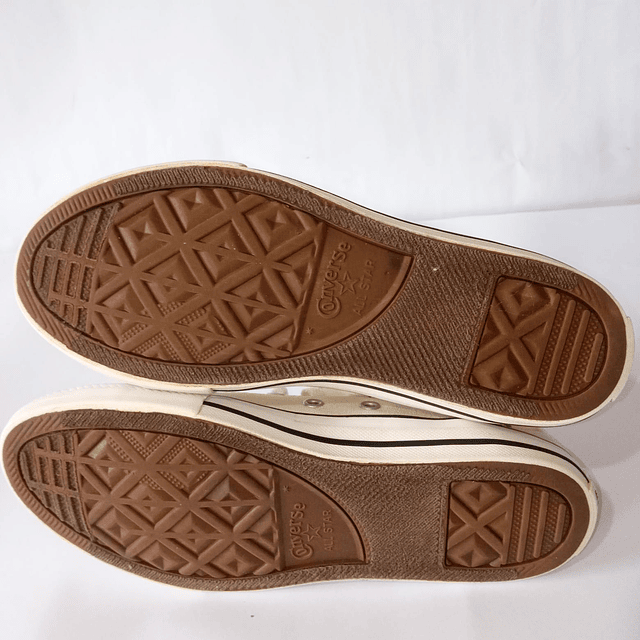 Converse , 34,5 7