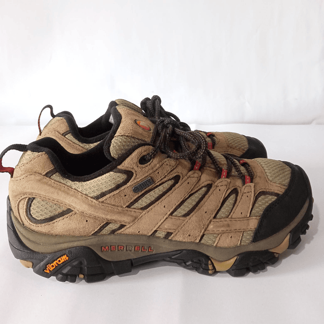 Merrell , cuero ,42 3