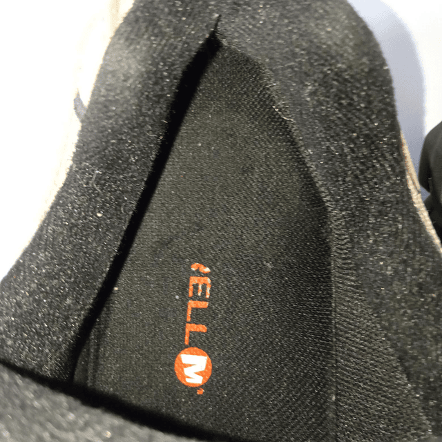 Merrell , cuero ,42 6