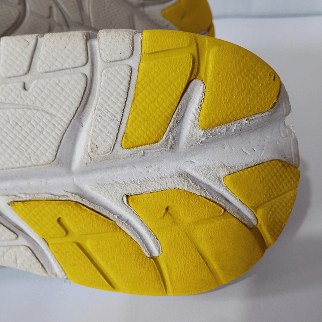 Hoka One One Cavu  , 42 11