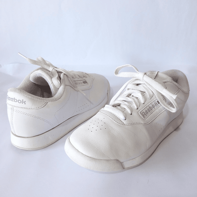 Reebok Classic , 37 1