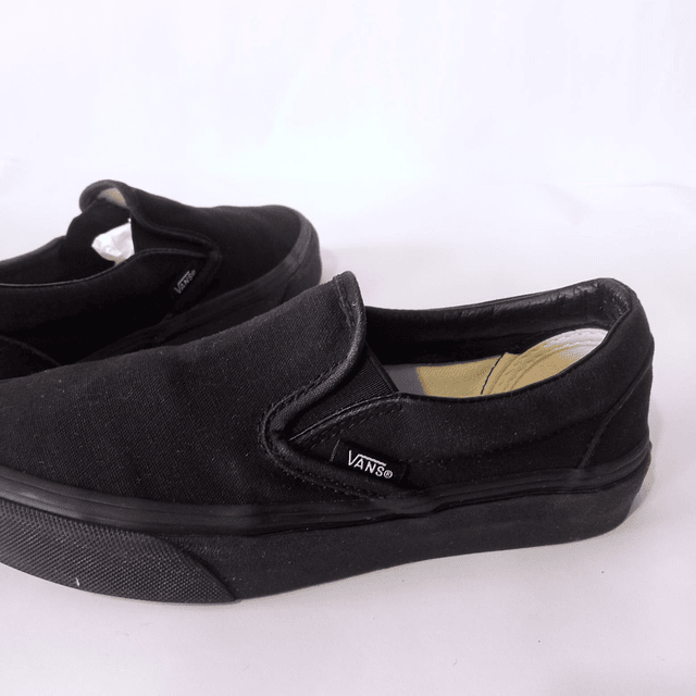 Vans , 33 4