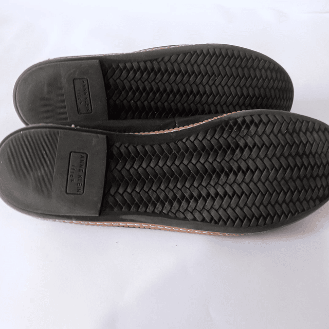 Anne Klein , cuero , 39 6