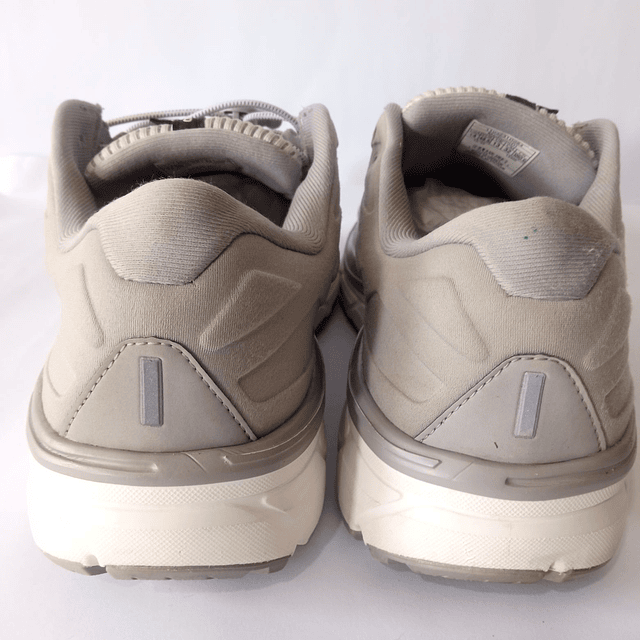 Brooks DYAD II , 46 2