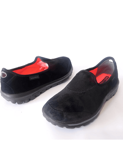 Skechers , reno , 38