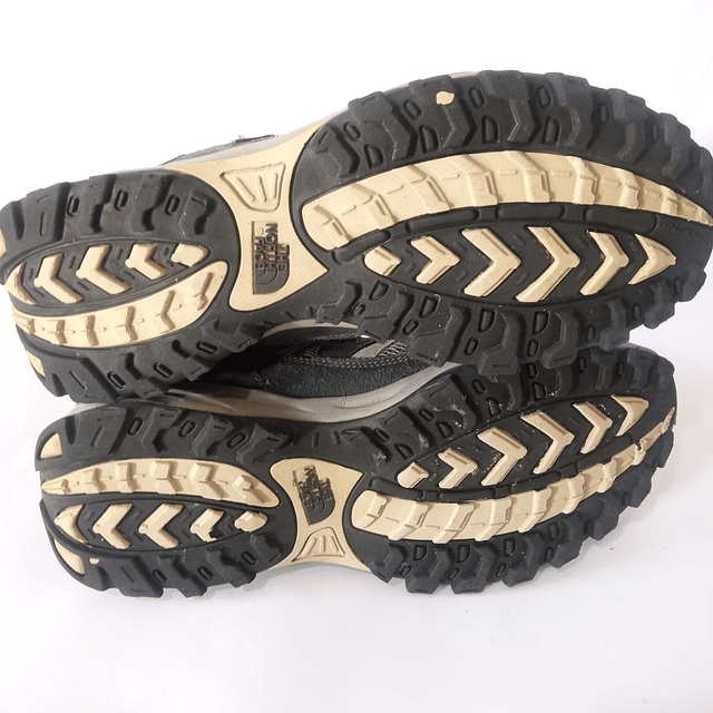 The North Face , 42 7