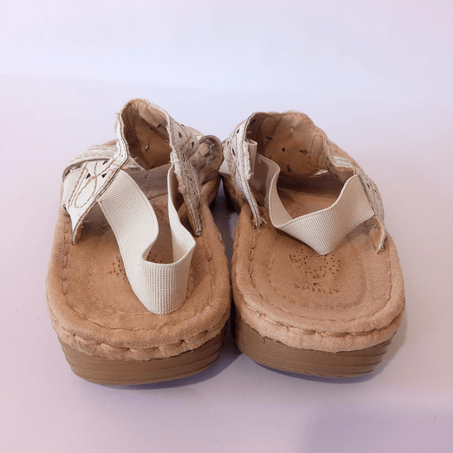 Earth , cuero , 36 2