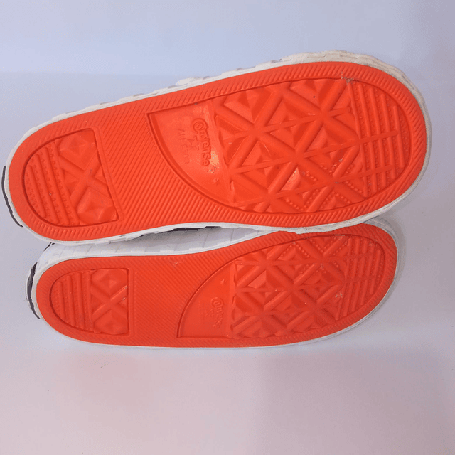 Converse , 25 5