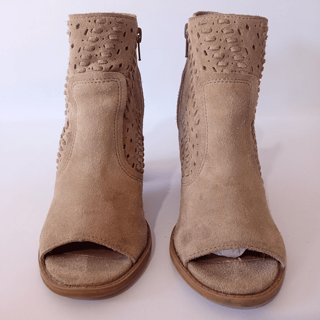 Steve Madden , reno , 37 4