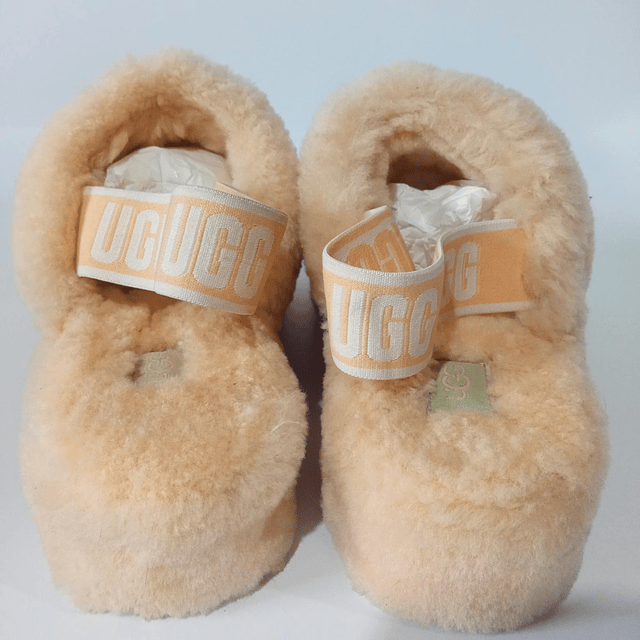 UGG Fluff Yeah , 37 3