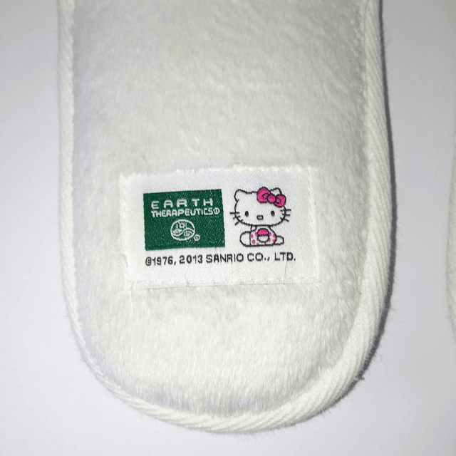 Sanrio , 38-39 3