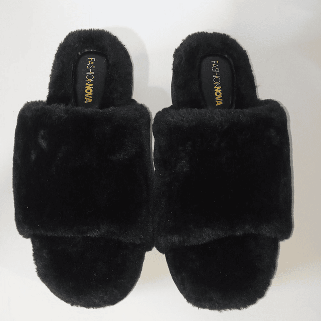 Fashion Nova , 36-37 4