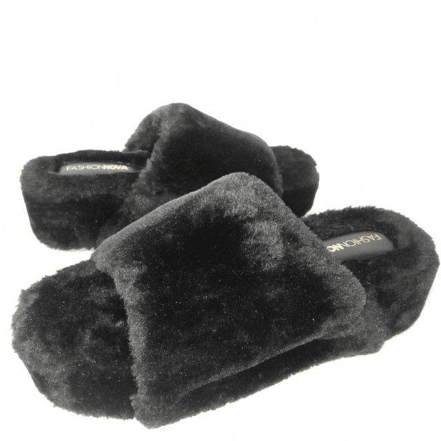 Fashion Nova , 36-37 1