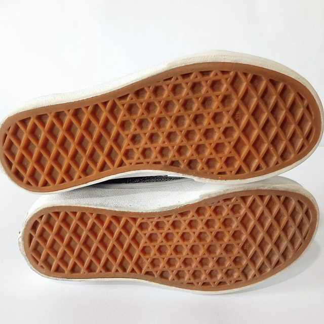 Vans , 27 5
