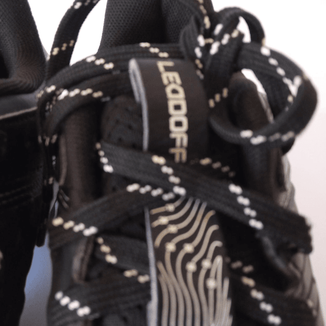 Under Armour , 36,5 2