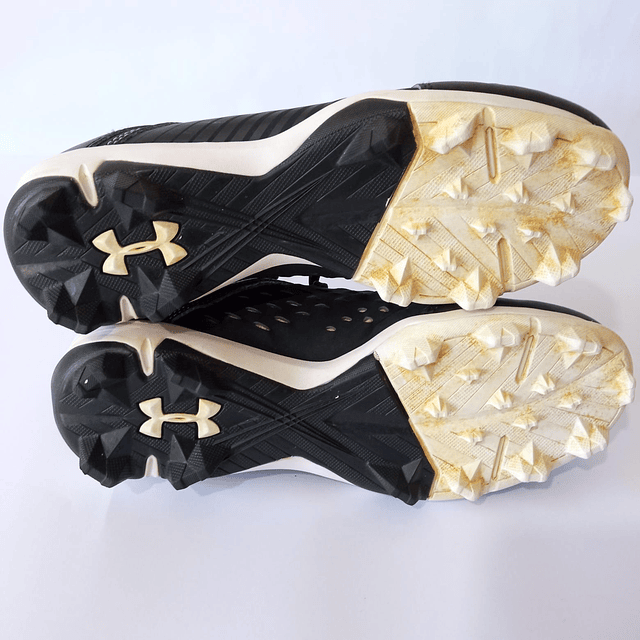 Under Armour , 36,5 6