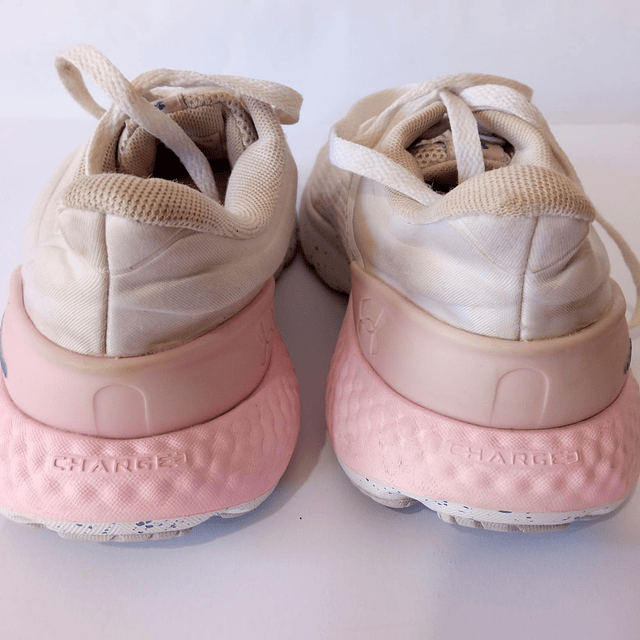 Under Armour , 39,5 4