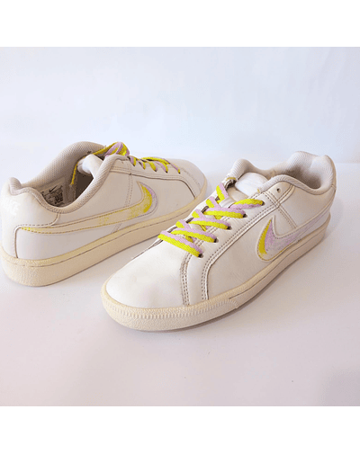 Nike Court Royale , 38