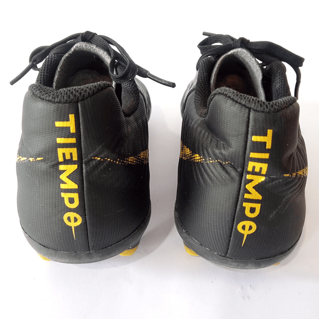 Nike Tiempo , 39 4