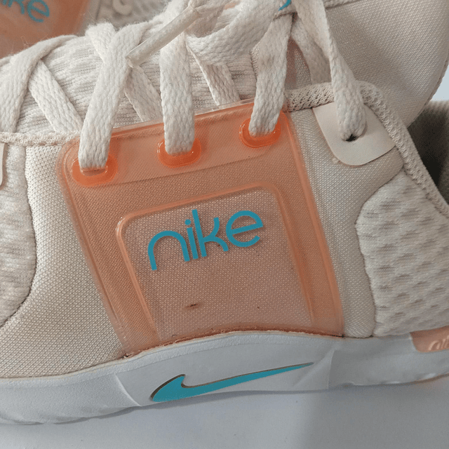 Nike Renew In Seasson TR 10 , 39 8