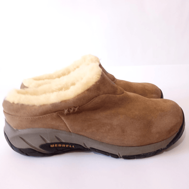 Merrell , reno , 37 2