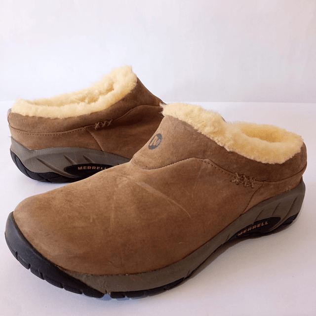 Merrell , reno , 37 1