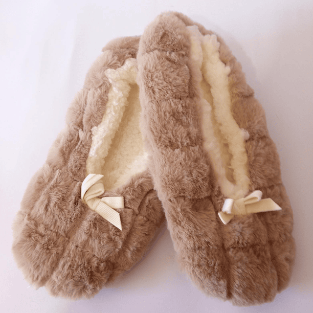 Brookstone , 37-48 1