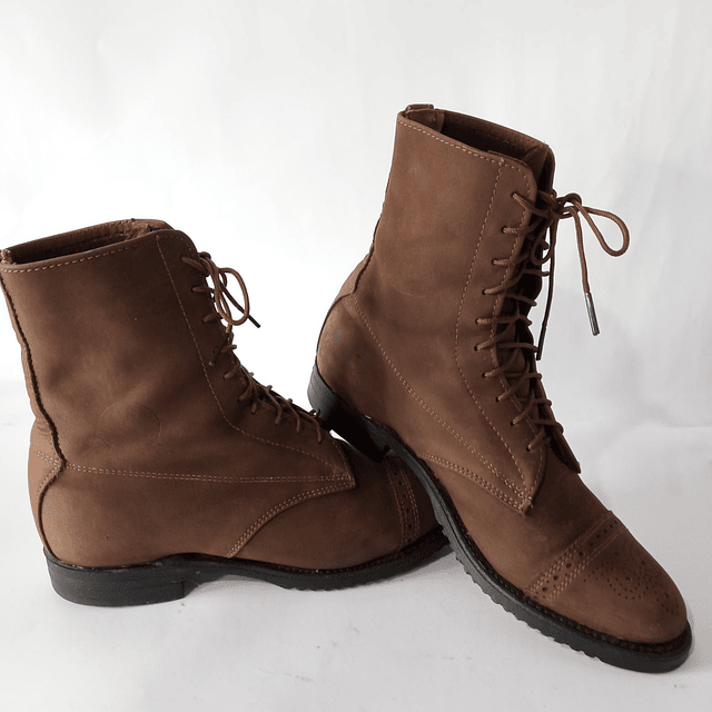 Grand Prix , cuero , 37 3