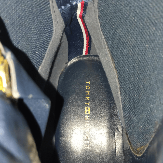 Tommy Hilfiger , reno , 37,5 5