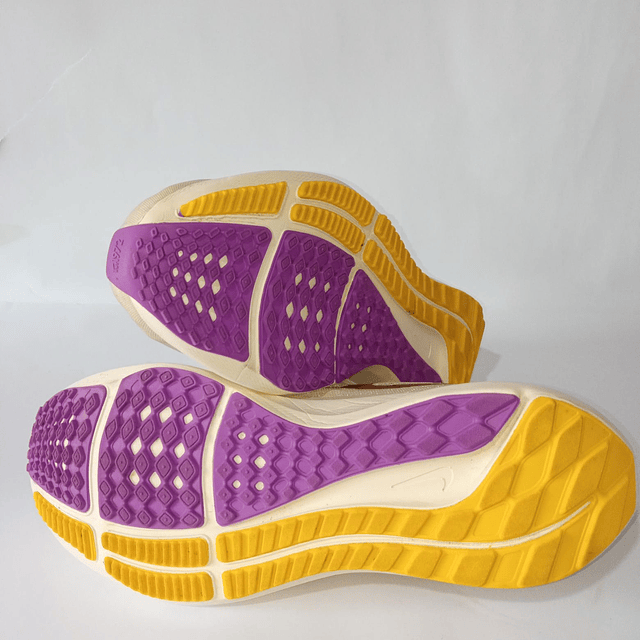 Nike Air Zoom Pegasus , 42 5