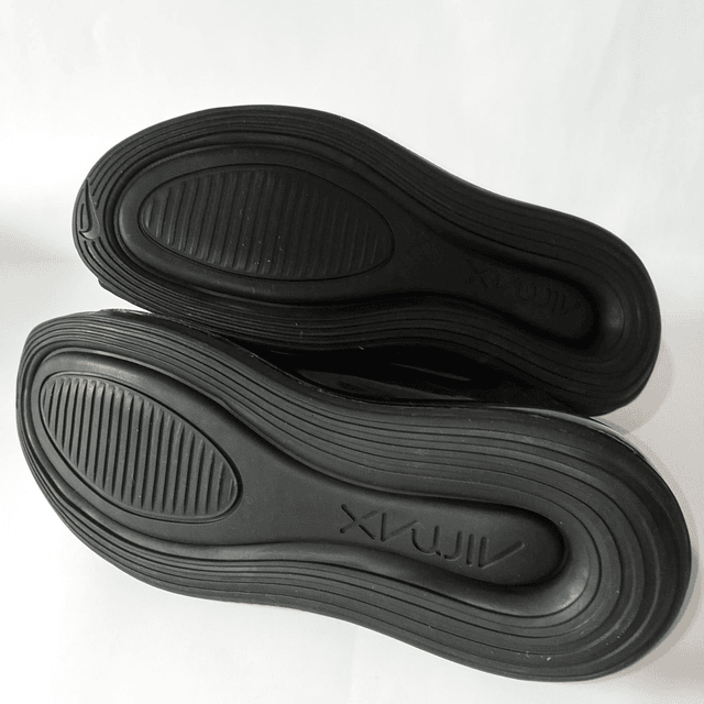 Nike Air Max 720 , 41 7