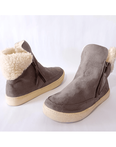 Universal Trends , 36