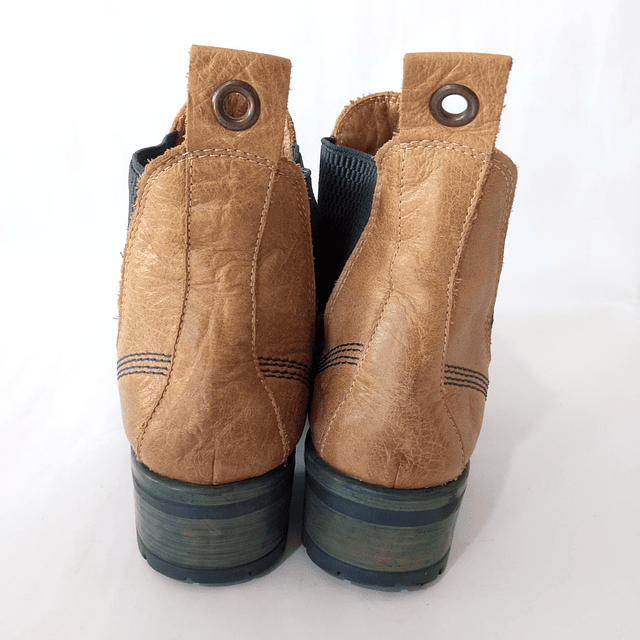 Bueno , cuero , 38,5 3