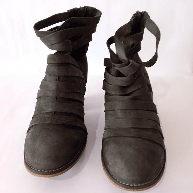 Botines Portugueses de cuero,  41 3