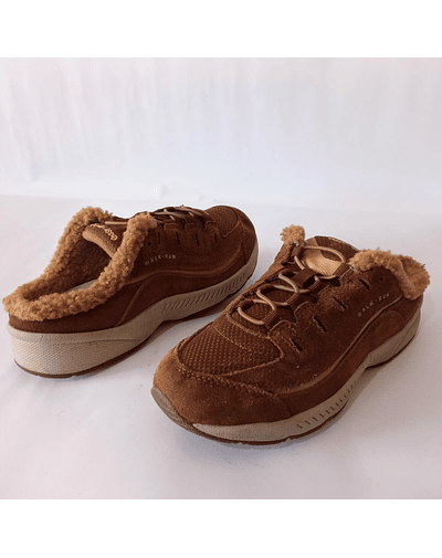 Easy Spirit , reno , 35