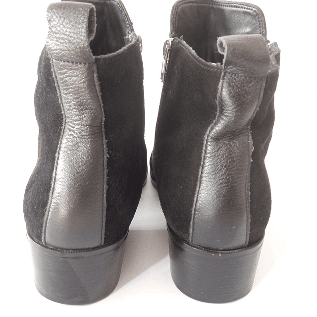 Cougar , cuero , 40 2