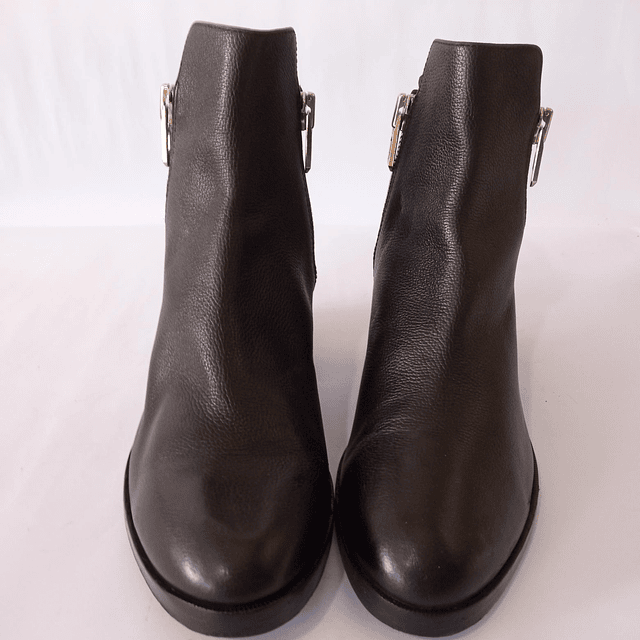 Phillip Lin , cuero , 39 3