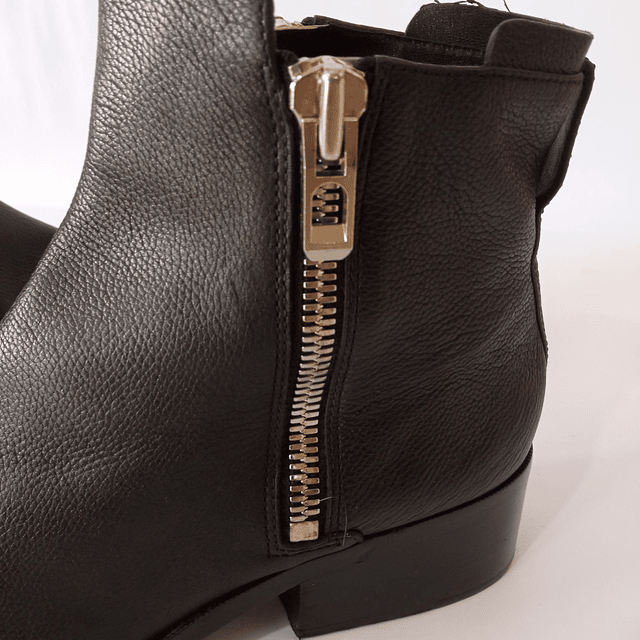 Phillip Lin , cuero , 39 5