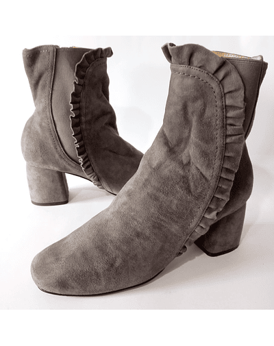 Issac Mizrahi , reno , 37