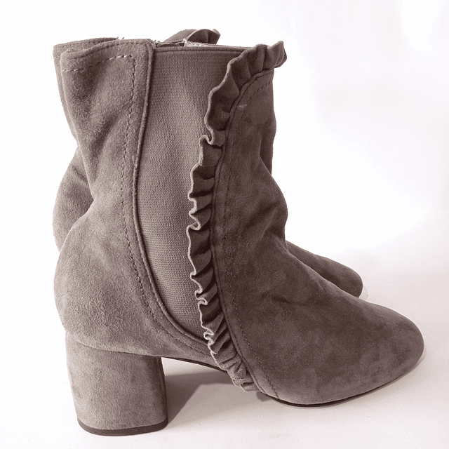 Issac Mizrahi , reno , 37 5