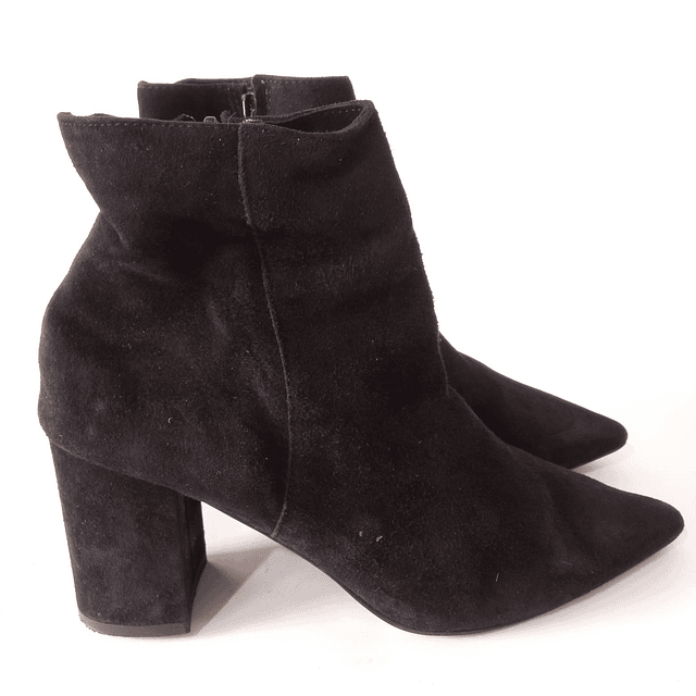 Primadonna , reno , 39 4