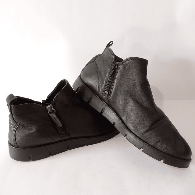 Ecco , de cuero , 39 2