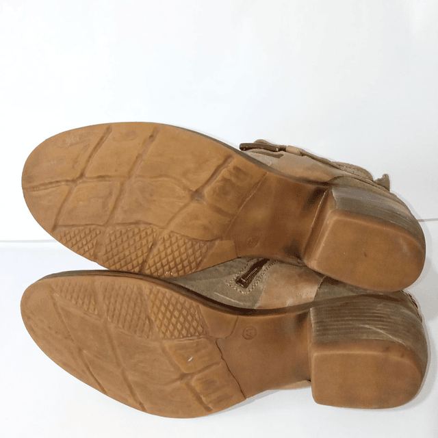 Josef Seibel , reno , 41 6