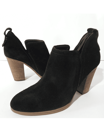 Vince Camuto , reno , 40