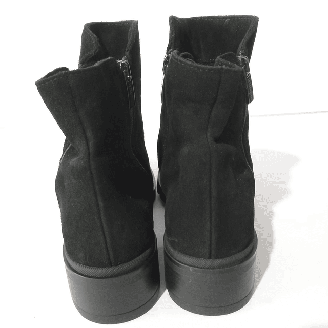 La Canadiene , reno , 37 5