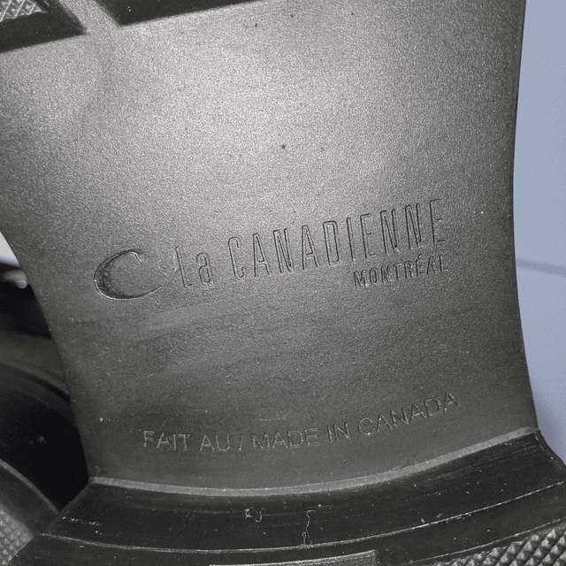 La Canadiene , reno , 37 9